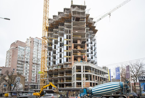 Грудень 2021